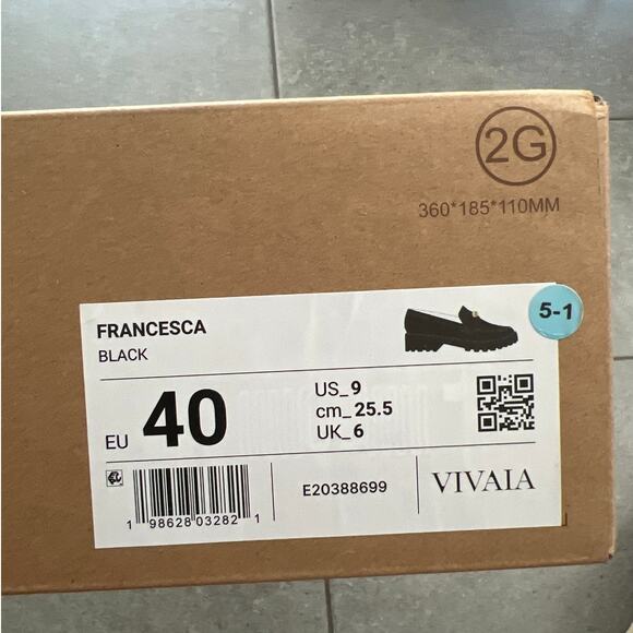 Vivaia Round-Toe Black Platform Chunky Heel Loafers (Francesca) Women Size 9 - Picture 8 of 8